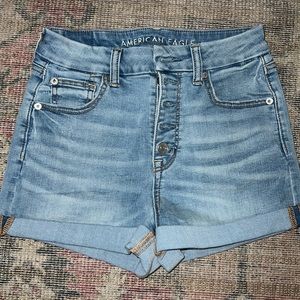 American Eagle curvy short